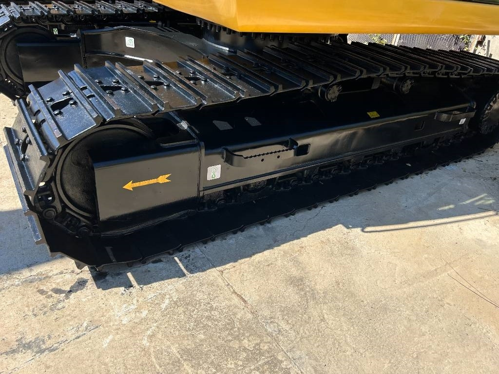 CAT 320 D - Верижен багер: снимка 2 CAT 320 D - Верижен багер: снимка 2