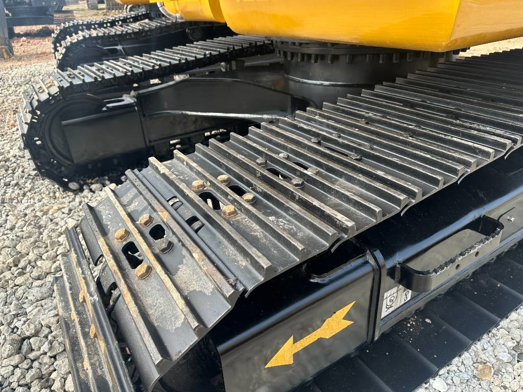 CAT 320 D - Верижен багер: снимка 3 CAT 320 D - Верижен багер: снимка 3