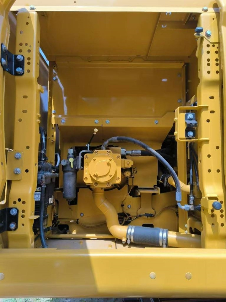 CAT 323 GC - Верижен багер: снимка 5 CAT 323 GC - Верижен багер: снимка 5