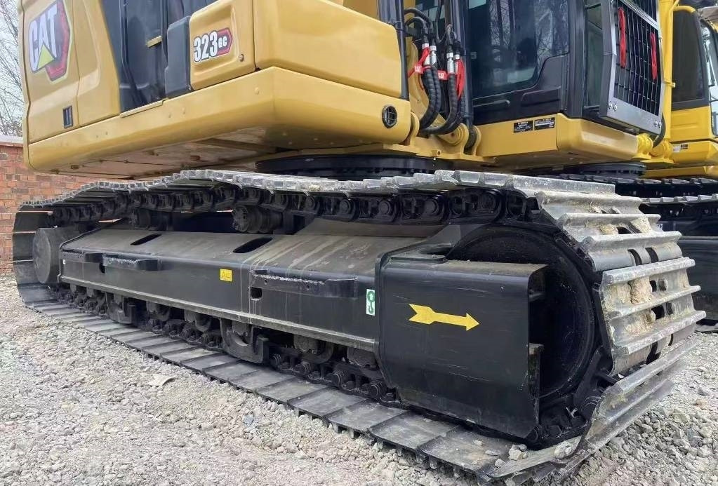 CAT 323 - Верижен багер: снимка 4 CAT 323 - Верижен багер: снимка 4