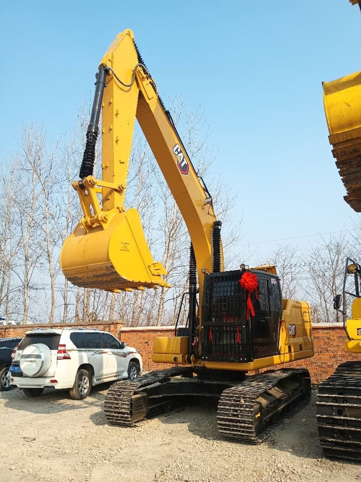 CAT 323GC - Верижен багер: снимка 2 CAT 323GC - Верижен багер: снимка 2