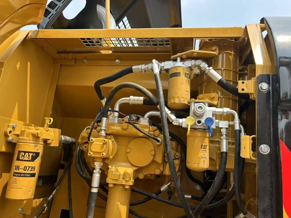 CAT 329 D - Верижен багер: снимка 3 CAT 329 D - Верижен багер: снимка 3
