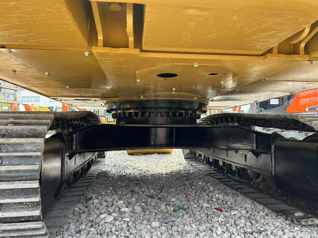 CAT 329 D - Верижен багер: снимка 2 CAT 329 D - Верижен багер: снимка 2