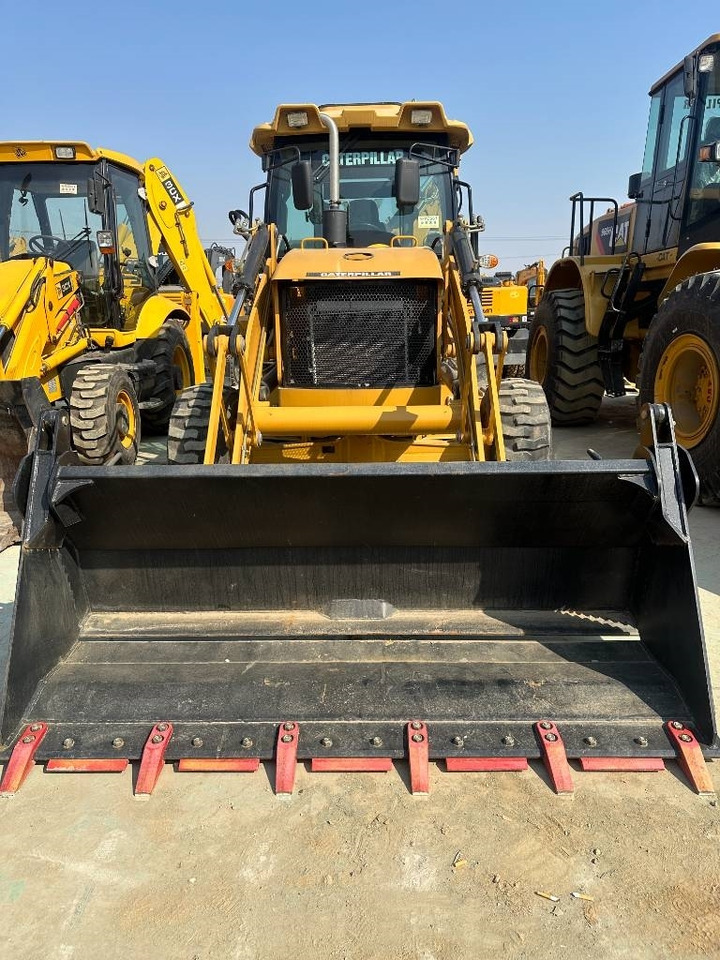 CAT 420 F ST - Багер-товарач: снимка 1 CAT 420 F ST - Багер-товарач: снимка 1