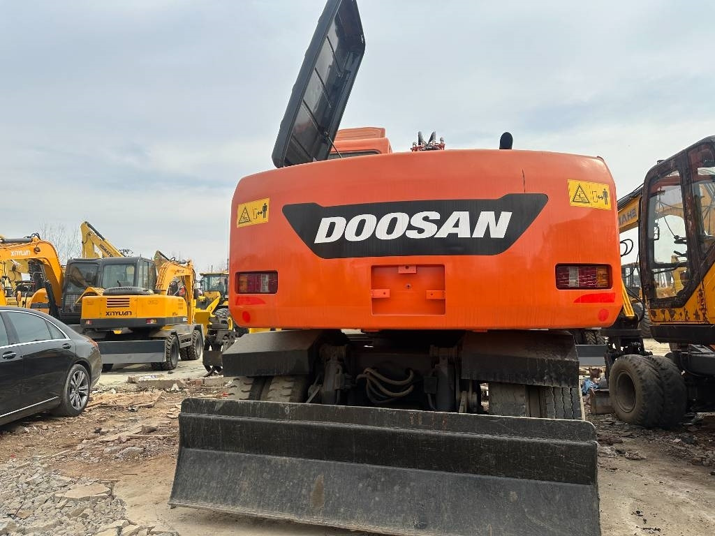 Doosan DX 150W -9 - Колесен багер: снимка 2 Doosan DX 150W -9 - Колесен багер: снимка 2