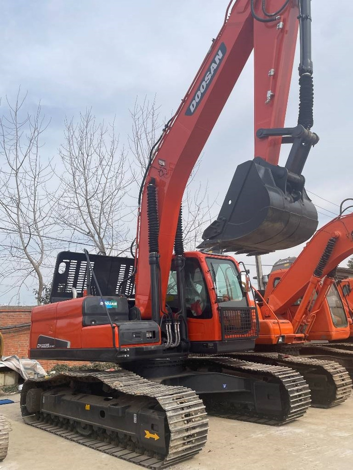 Doosan DX 225 - Верижен багер: снимка 2 Doosan DX 225 - Верижен багер: снимка 2
