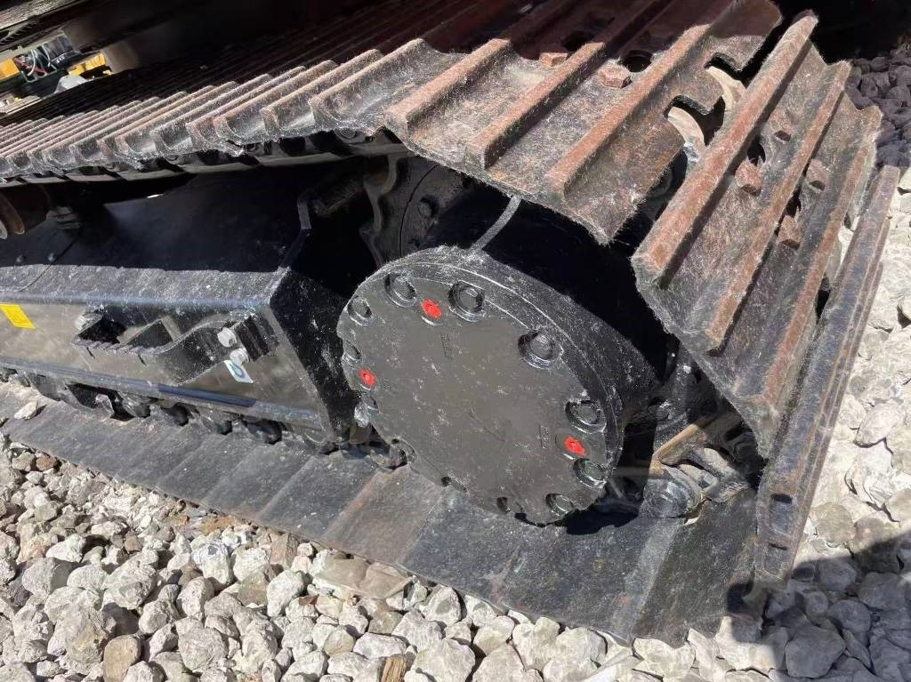 Hitachi 120 - Верижен багер: снимка 2 Hitachi 120 - Верижен багер: снимка 2
