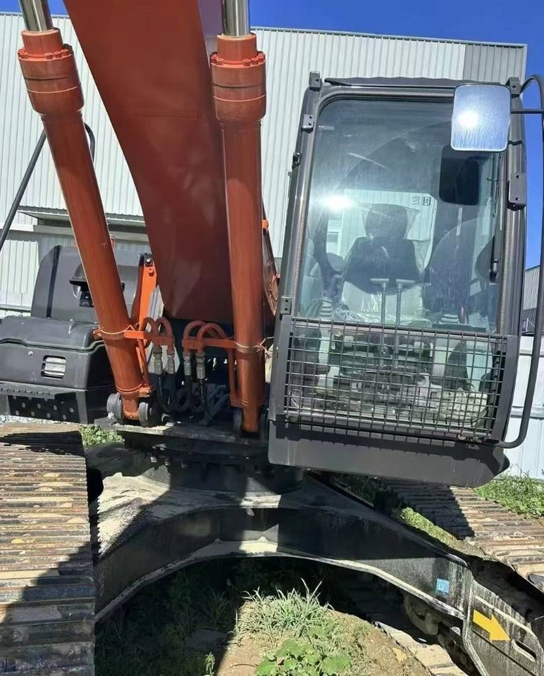 Hitachi 250 - Верижен багер: снимка 4 Hitachi 250 - Верижен багер: снимка 4