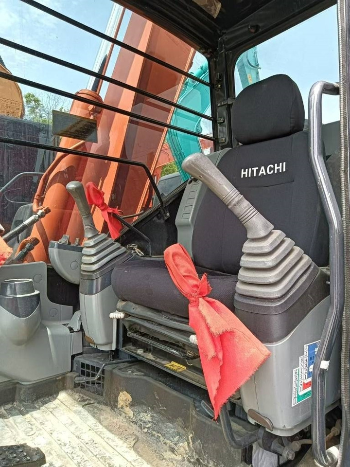 Hitachi ZX 70  - Мини багер: снимка 4 Hitachi ZX 70  - Мини багер: снимка 4
