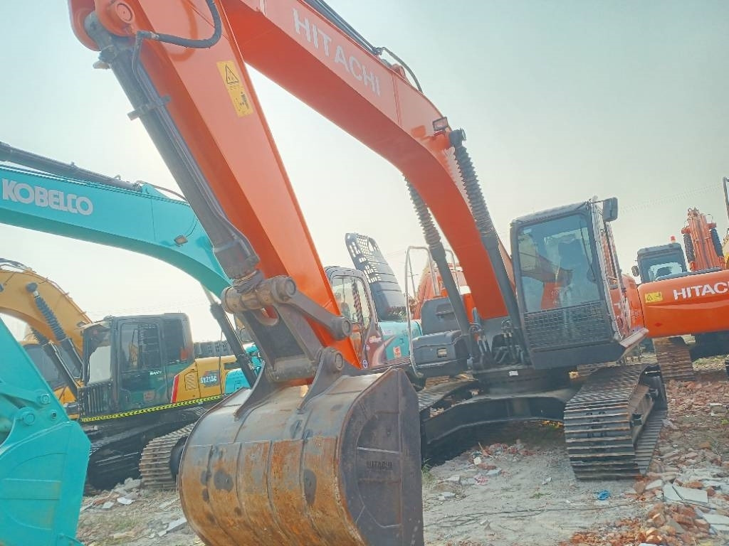 Hitachi Zaxis 240 LC-3 - Верижен багер: снимка 3 Hitachi Zaxis 240 LC-3 - Верижен багер: снимка 3