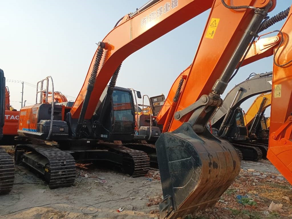Hitachi Zaxis 240 LC-3 - Верижен багер: снимка 4 Hitachi Zaxis 240 LC-3 - Верижен багер: снимка 4
