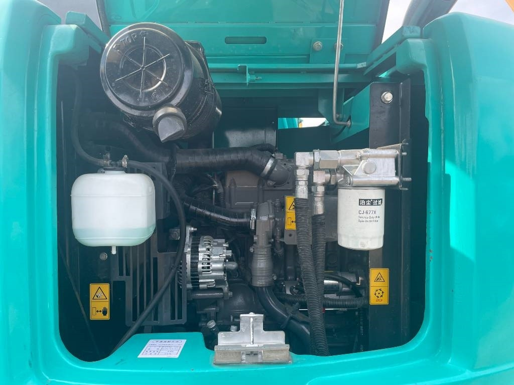 Kobelco SK 75 - Верижен багер: снимка 5 Kobelco SK 75 - Верижен багер: снимка 5