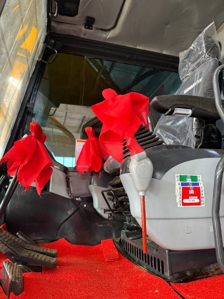 Komatsu 350 - Верижен багер: снимка 3 Komatsu 350 - Верижен багер: снимка 3