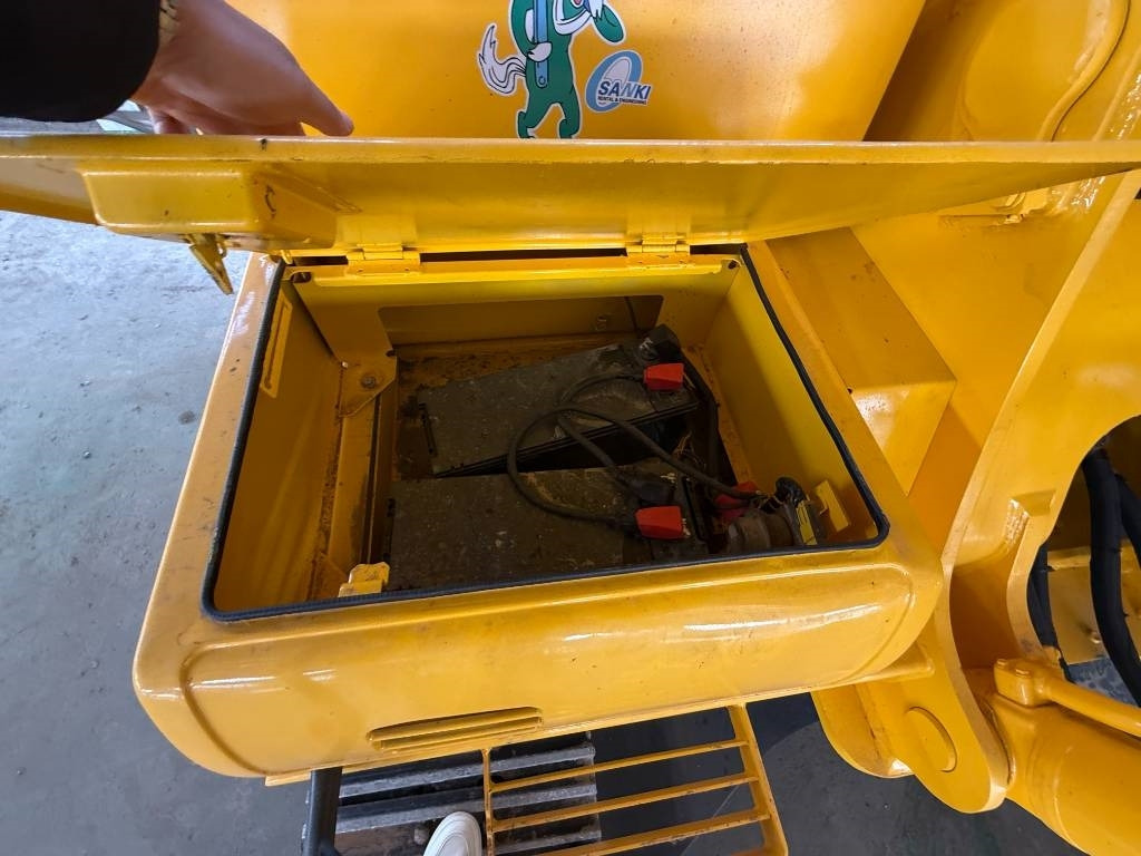 Komatsu 350 - Верижен багер: снимка 4 Komatsu 350 - Верижен багер: снимка 4