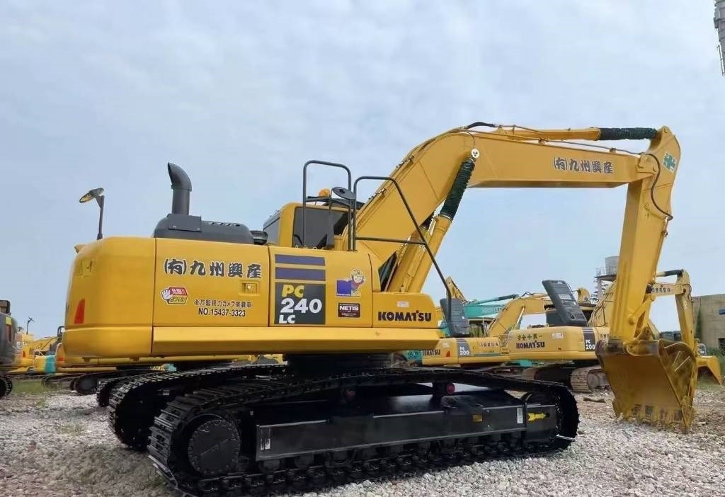Komatsu PC 240 - Верижен багер: снимка 5 Komatsu PC 240 - Верижен багер: снимка 5