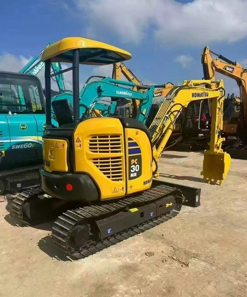 Komatsu PC 30 - Мини багер: снимка 2 Komatsu PC 30 - Мини багер: снимка 2