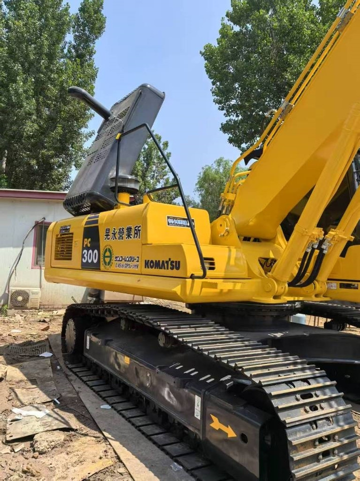 Komatsu PC 300 - Верижен багер: снимка 3 Komatsu PC 300 - Верижен багер: снимка 3
