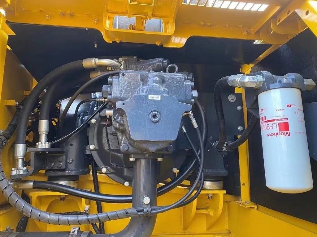 Komatsu PC 360 - Верижен багер: снимка 5 Komatsu PC 360 - Верижен багер: снимка 5