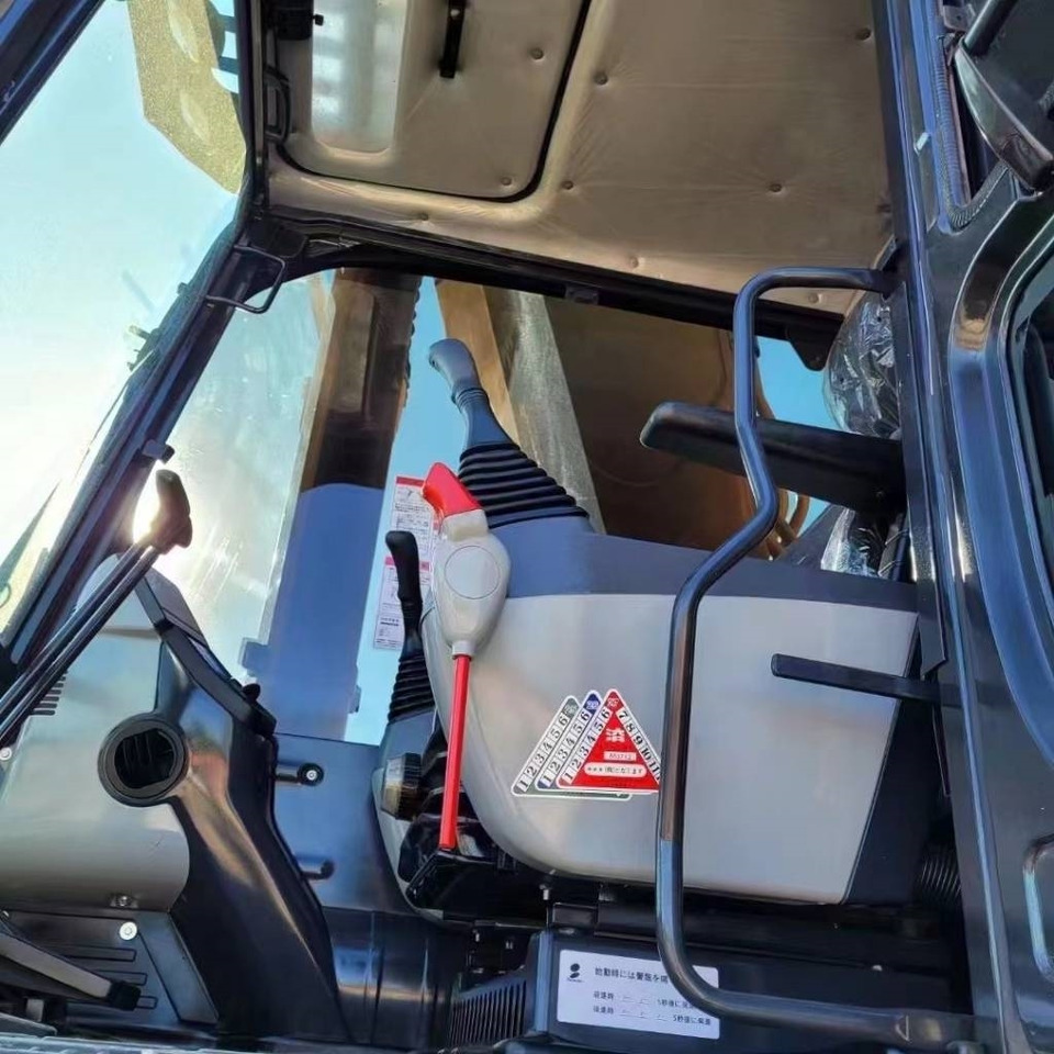 Komatsu PC 450 - Верижен багер: снимка 2 Komatsu PC 450 - Верижен багер: снимка 2