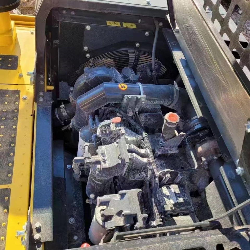 Верижен багер Komatsu PC 450: снимка 9