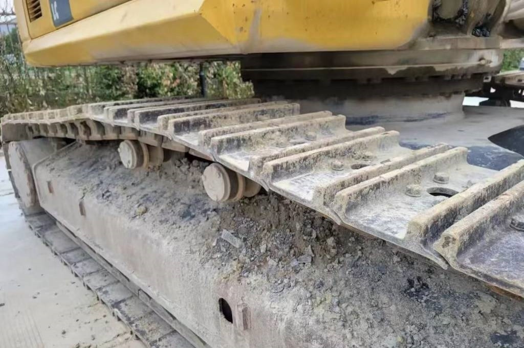 Komatsu PC 460-8 - Верижен багер: снимка 4 Komatsu PC 460-8 - Верижен багер: снимка 4