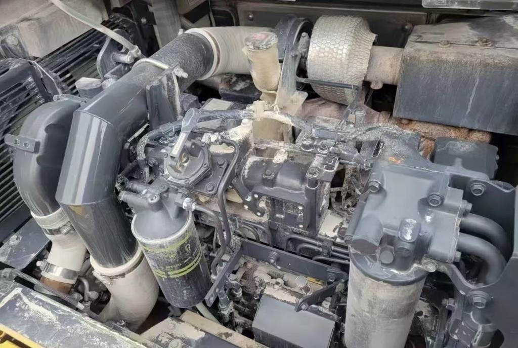 Komatsu PC 460-8 - Верижен багер: снимка 5 Komatsu PC 460-8 - Верижен багер: снимка 5