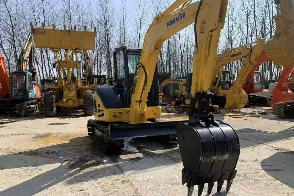Komatsu PC 55 - Мини багер: снимка 3 Komatsu PC 55 - Мини багер: снимка 3