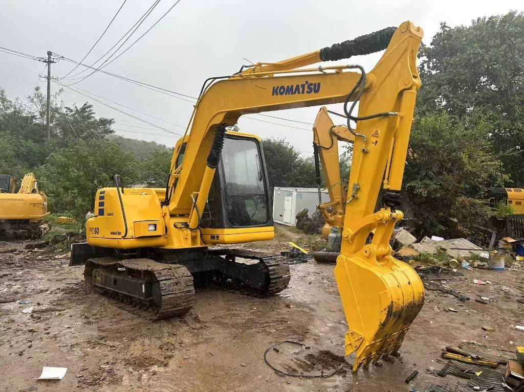 Komatsu PC 60 - Мини багер: снимка 3 Komatsu PC 60 - Мини багер: снимка 3
