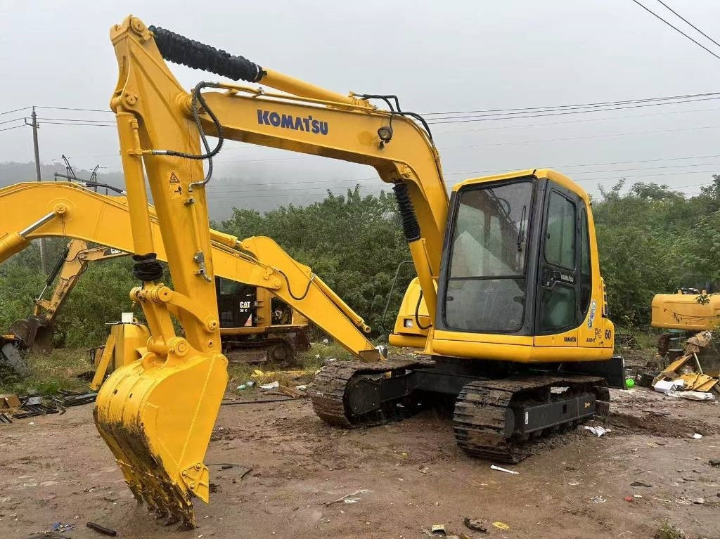 Komatsu PC 60 - Мини багер: снимка 4 Komatsu PC 60 - Мини багер: снимка 4