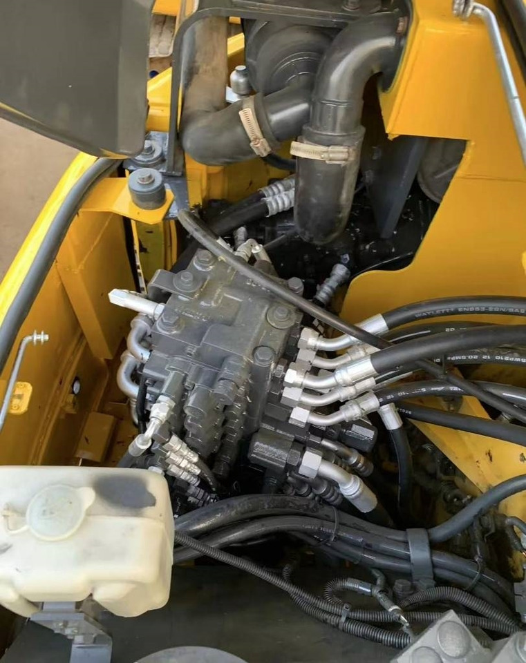 Komatsu PC 78 US - Верижен багер: снимка 3 Komatsu PC 78 US - Верижен багер: снимка 3