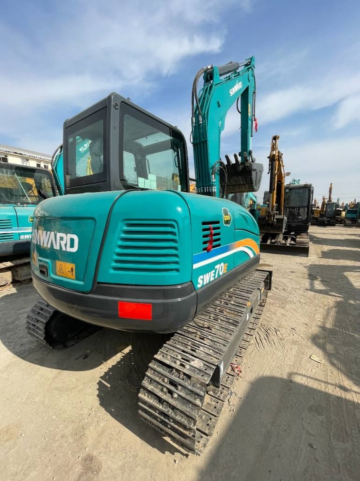 Sunward 70E - Верижен багер: снимка 3 Sunward 70E - Верижен багер: снимка 3