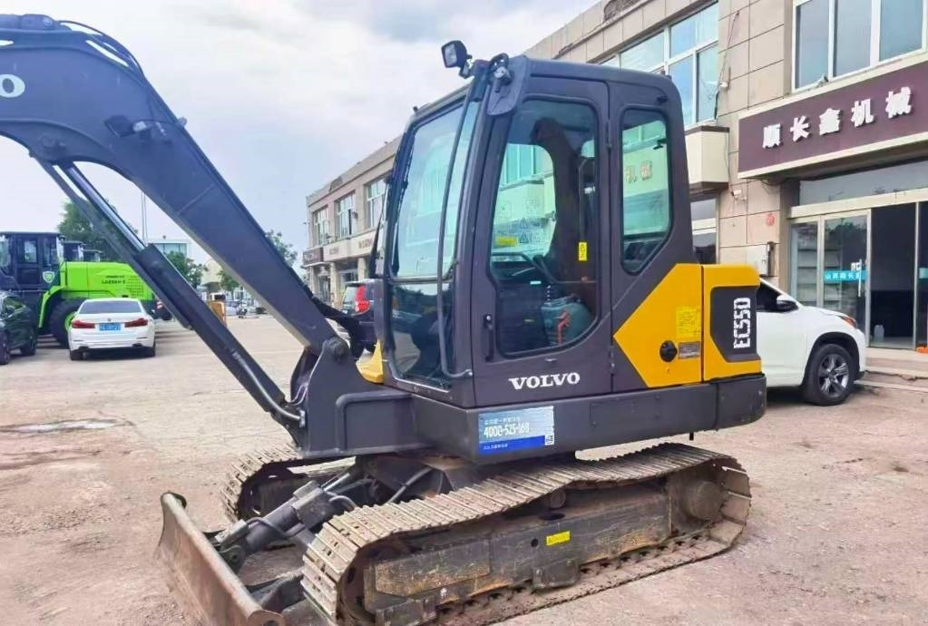 Лизинг на Volvo 55  Volvo 55: снимка 8