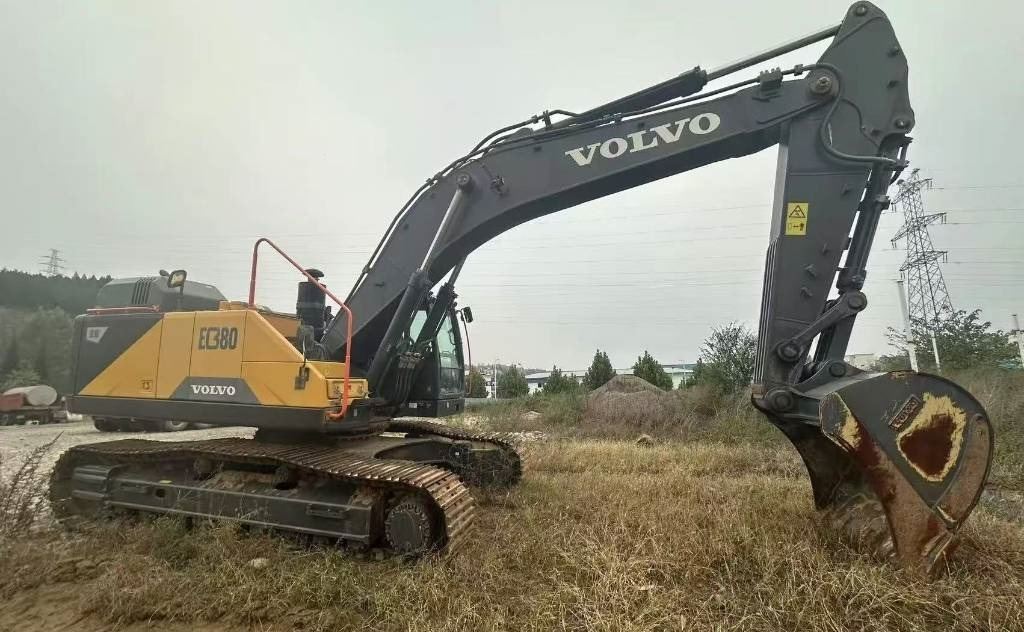 Volvo EC 380 D - Верижен багер: снимка 2 Volvo EC 380 D - Верижен багер: снимка 2