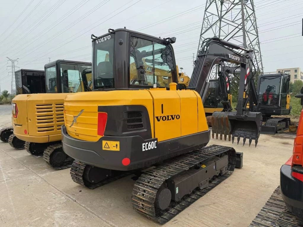 Volvo EC 60 - Верижен багер: снимка 5 Volvo EC 60 - Верижен багер: снимка 5