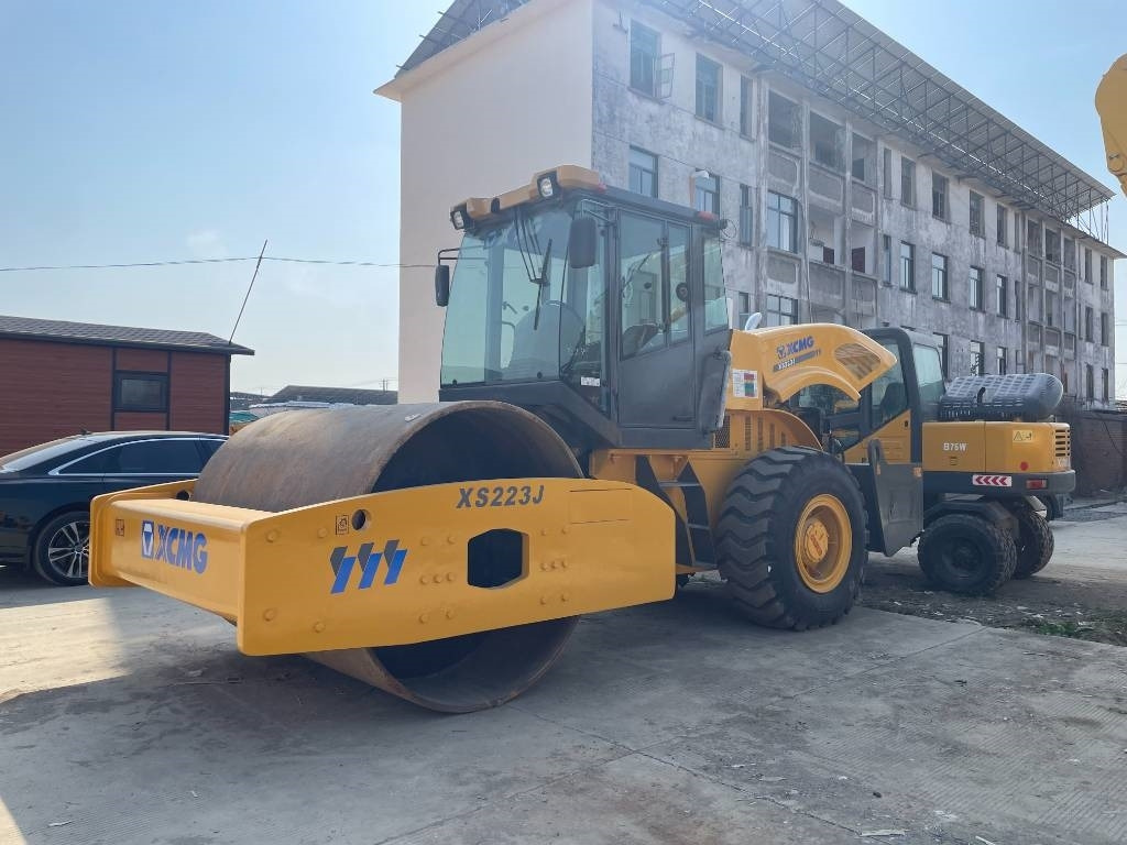 XCMG XS 223 J - Компактор: снимка 1 XCMG XS 223 J - Компактор: снимка 1