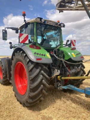 Fendt 718 PROFI PLUS - Трактор: снимка 3 Fendt 718 PROFI PLUS - Трактор: снимка 3