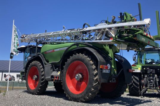 Fendt ROGATOR 645 - Самоходна пръскачка: снимка 1 Fendt ROGATOR 645 - Самоходна пръскачка: снимка 1
