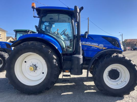 Трактор New Holland T7.210: снимка 7