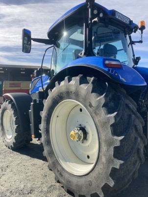 New Holland T7.210 - Трактор: снимка 5 New Holland T7.210 - Трактор: снимка 5
