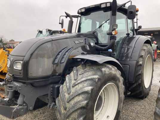 Valtra T213 VERSU - Трактор: снимка 5 Valtra T213 VERSU - Трактор: снимка 5
