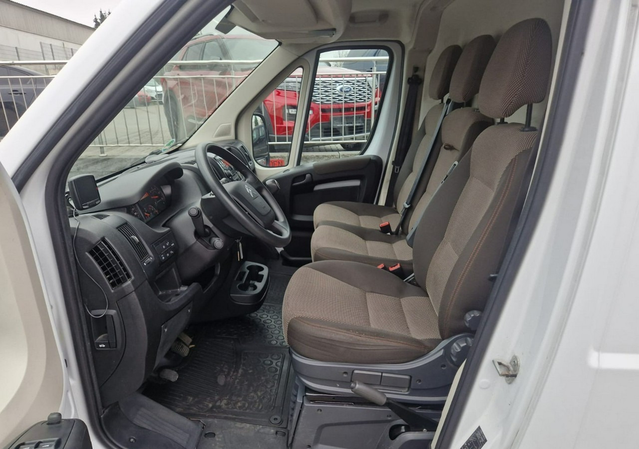 Citroen Jumper Jumper 2.2-140KM Długi Wysoki Klima Kamera 106tkm Model 2022 - Товарен бус: снимка 5 Citroen Jumper Jumper 2.2-140KM Długi Wysoki Klima Kamera 106tkm Model 2022 - Товарен бус: снимка 5