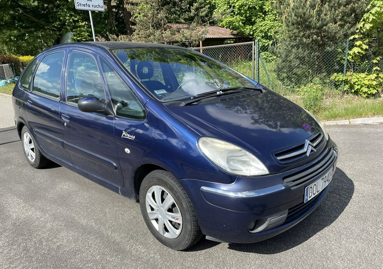 Citroen Xsara Picasso Citroen Xsara Picasso 1.6HDI-110KM Klima tempomat 2006 - Лек автомобил: снимка 1 Citroen Xsara Picasso Citroen Xsara Picasso 1.6HDI-110KM Klima tempomat 2006 - Лек автомобил: снимка 1