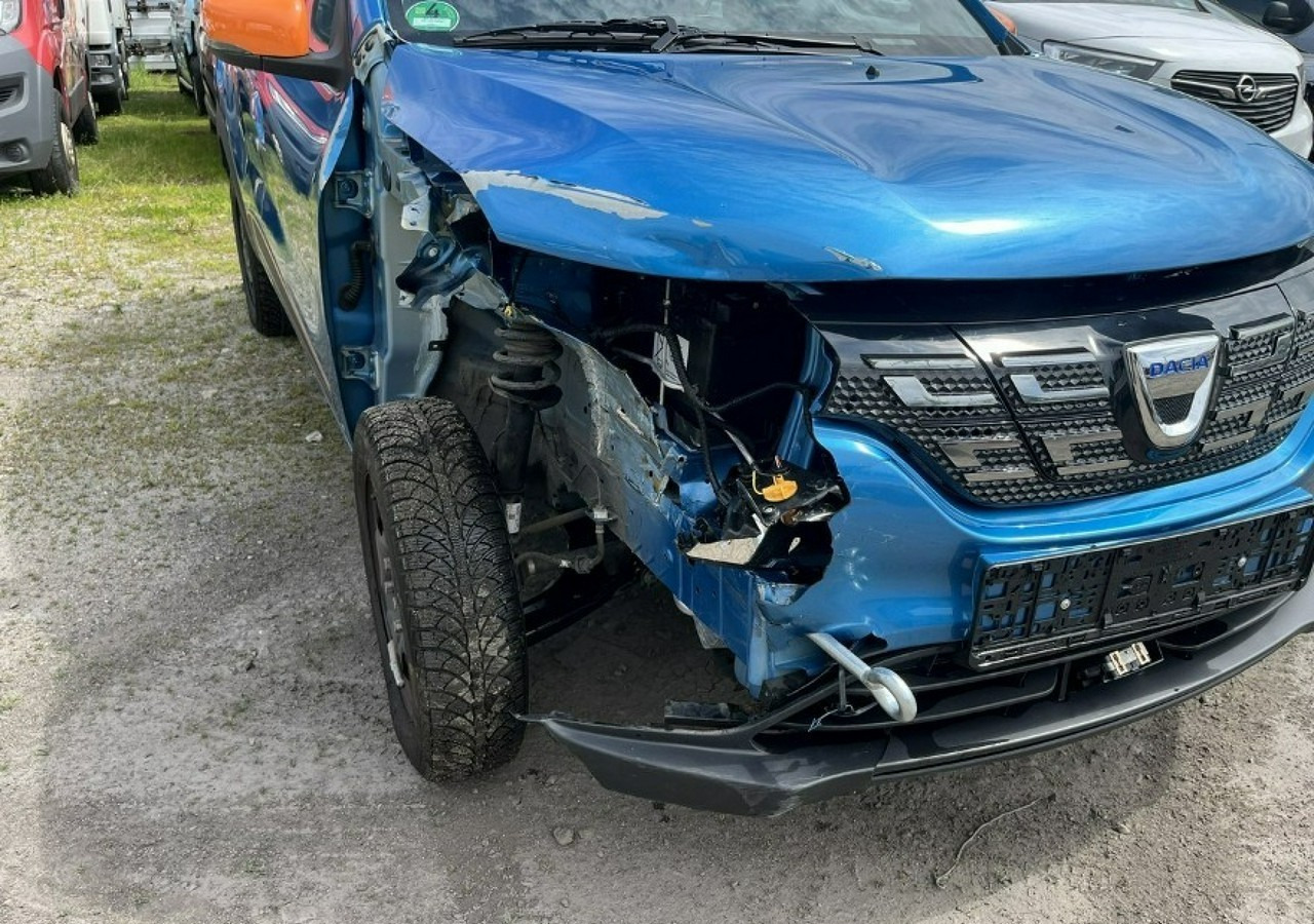 Dacia Spring Spring 45KM 100% Electric 230-315KM Zasięgu 2022 Bogate wyposażenie - Лек автомобил: снимка 3 Dacia Spring Spring 45KM 100% Electric 230-315KM Zasięgu 2022 Bogate wyposażenie - Лек автомобил: снимка 3