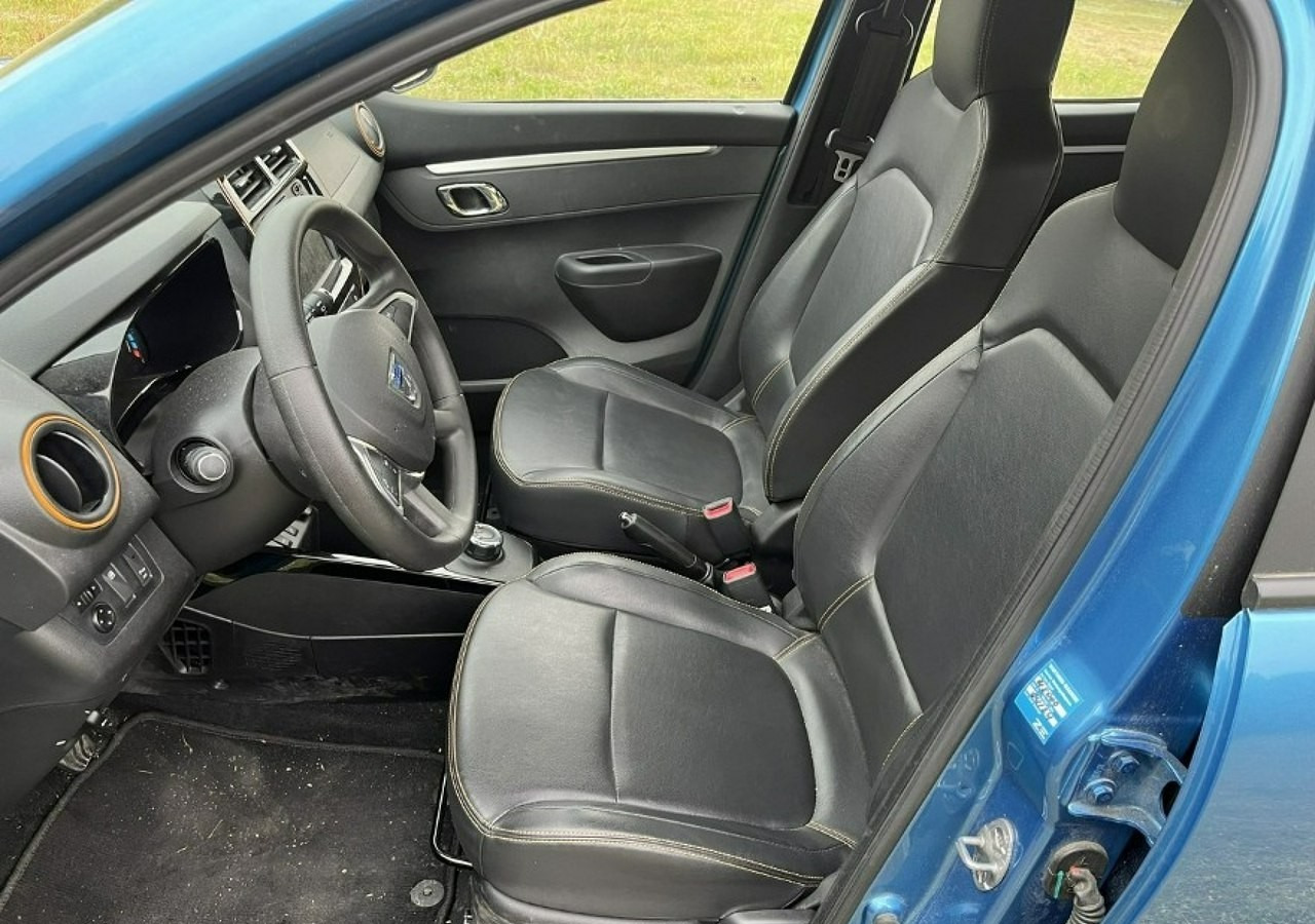 Dacia Spring Spring 45KM 100% Electric 230-315KM Zasięgu 2022 Bogate wyposażenie - Хечбек: снимка 5 Dacia Spring Spring 45KM 100% Electric 230-315KM Zasięgu 2022 Bogate wyposażenie - Хечбек: снимка 5