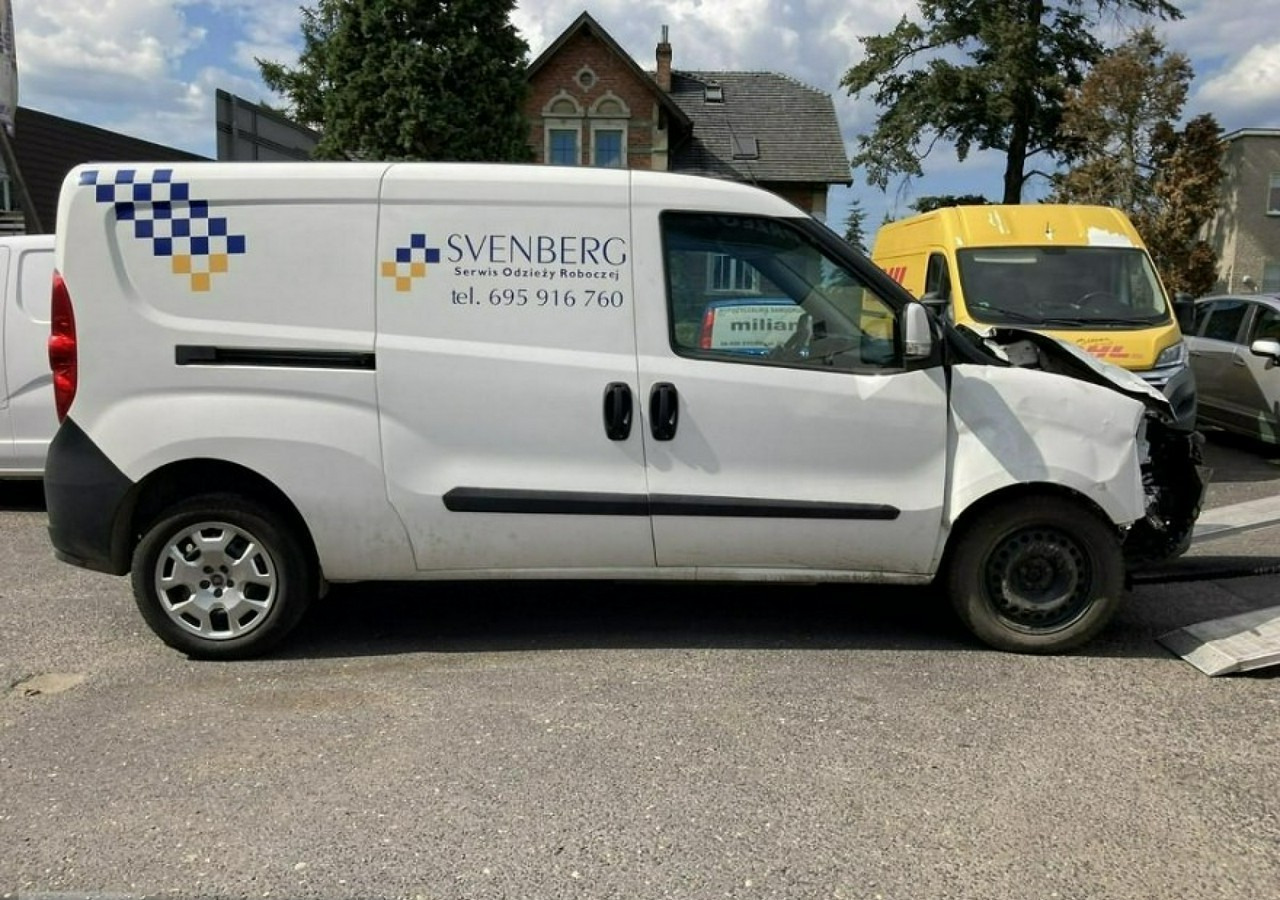 Fiat Doblo Fiat Doblo MAXI 1,6 jtd ECO Flex 105KM Klima 2021 Salon PL - Товарен бус: снимка 3 Fiat Doblo Fiat Doblo MAXI 1,6 jtd ECO Flex 105KM Klima 2021 Salon PL - Товарен бус: снимка 3