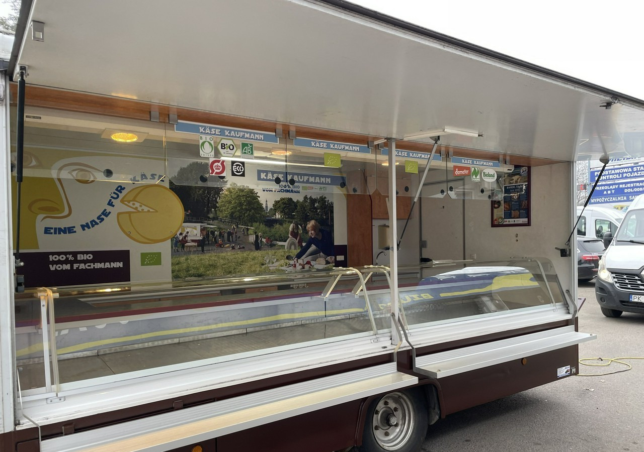 Fiat Ducato Autosklep przyczepa Gastronomiczny Food Truck Foodtruck sklep Borco - Търговска каравана: снимка 1 Fiat Ducato Autosklep przyczepa Gastronomiczny Food Truck Foodtruck sklep Borco - Търговска каравана: снимка 1
