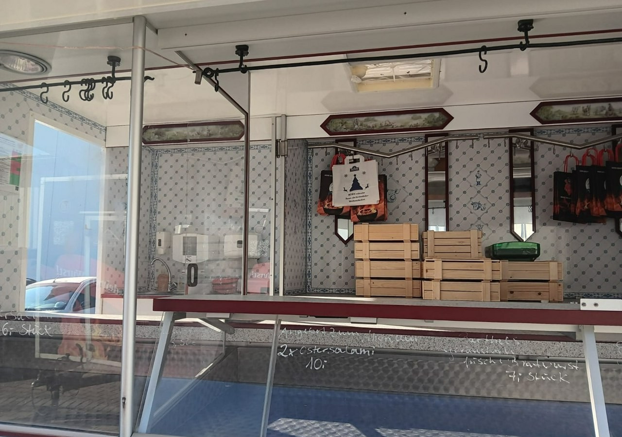 Fiat Ducato Autosklep wędlin Gastronomiczny Food Truck Foodtruck 140tkm sklep 20 - Магазин камион: снимка 2 Fiat Ducato Autosklep wędlin Gastronomiczny Food Truck Foodtruck 140tkm sklep 20 - Магазин камион: снимка 2