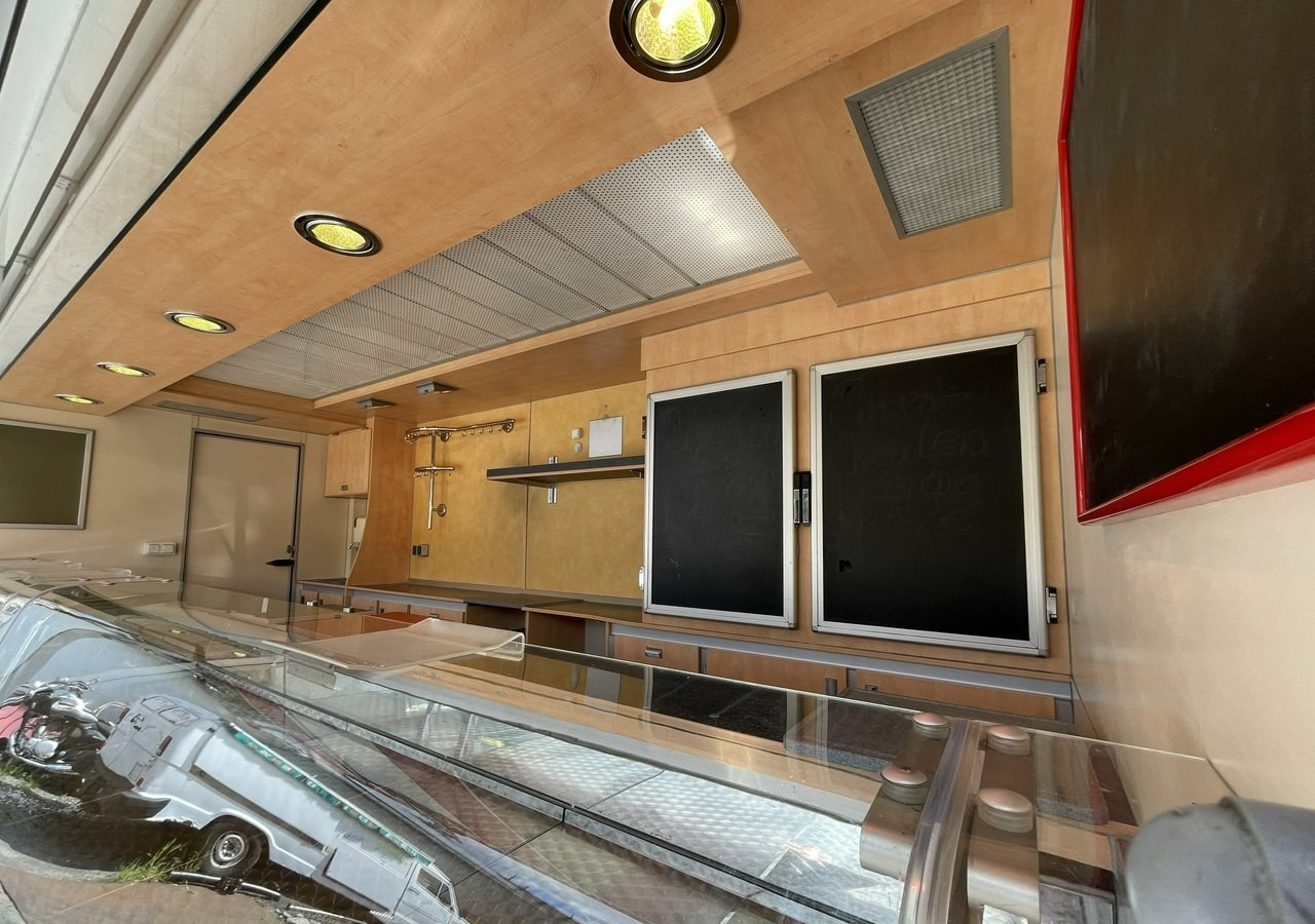 Fiat Ducato Autosklep wędlin Gastronomiczny Food Truck Foodtruck Sklep Borco - Магазин камион: снимка 4 Fiat Ducato Autosklep wędlin Gastronomiczny Food Truck Foodtruck Sklep Borco - Магазин камион: снимка 4