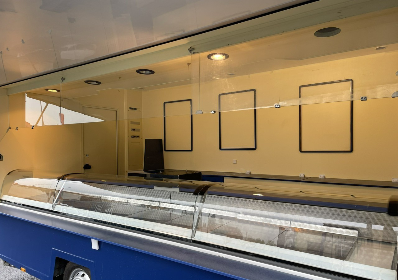 Fiat Ducato Autosklep wędlin Klima Gastronomiczny Food Truck Foodtruck sklep 20 - Магазин камион: снимка 4 Fiat Ducato Autosklep wędlin Klima Gastronomiczny Food Truck Foodtruck sklep 20 - Магазин камион: снимка 4