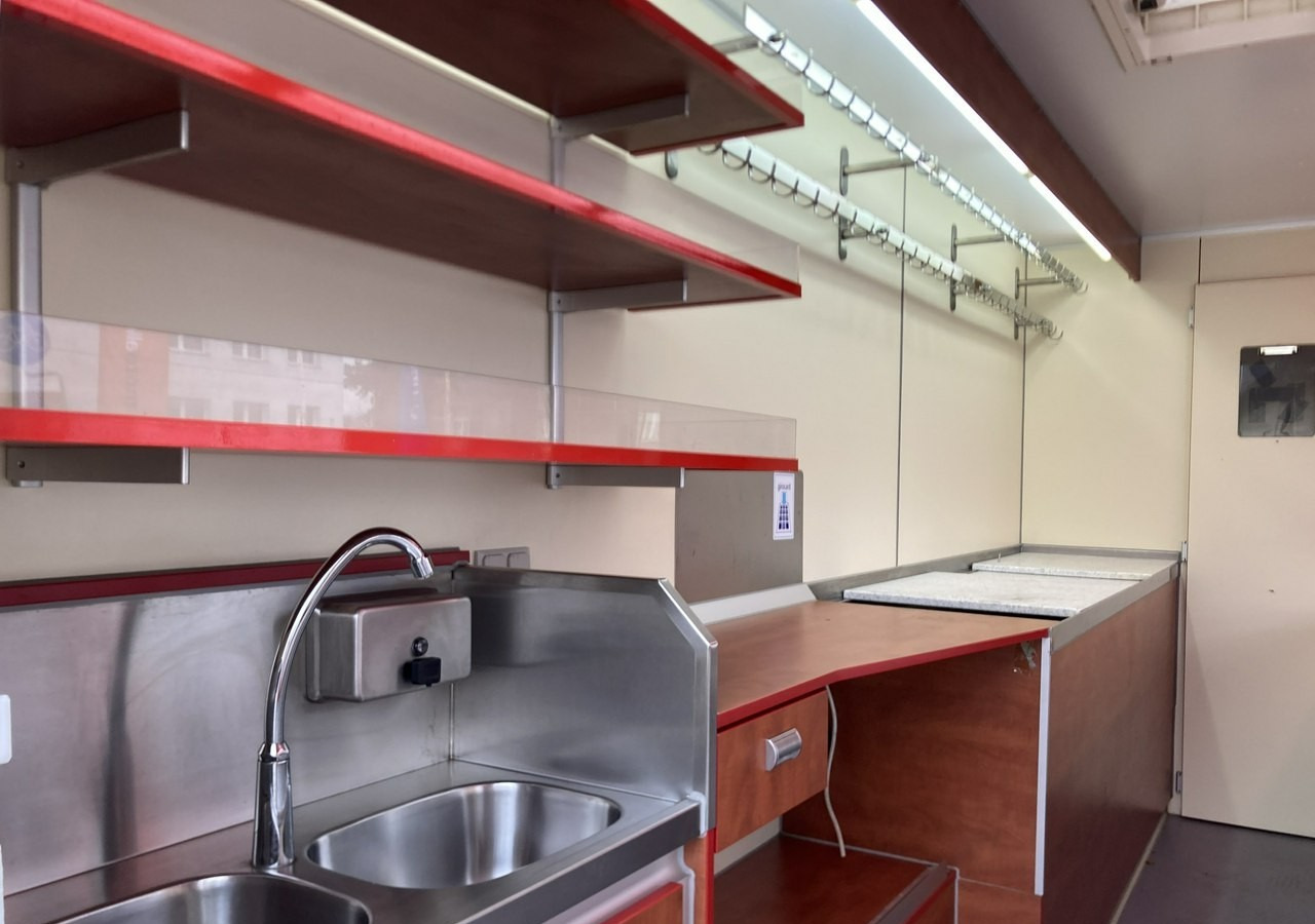 Fiat Ducato Autosklep wędliny Gastronomiczny Food Truck Foodtruck sklep Borco 20 - Магазин камион: снимка 4 Fiat Ducato Autosklep wędliny Gastronomiczny Food Truck Foodtruck sklep Borco 20 - Магазин камион: снимка 4